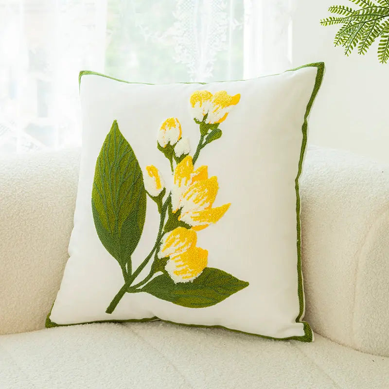 Housse de Coussin Brodée Avella Hibiscus yellow-Pillow