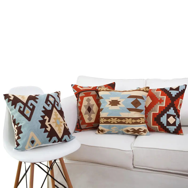 Housse de Coussin Brodée Éclat